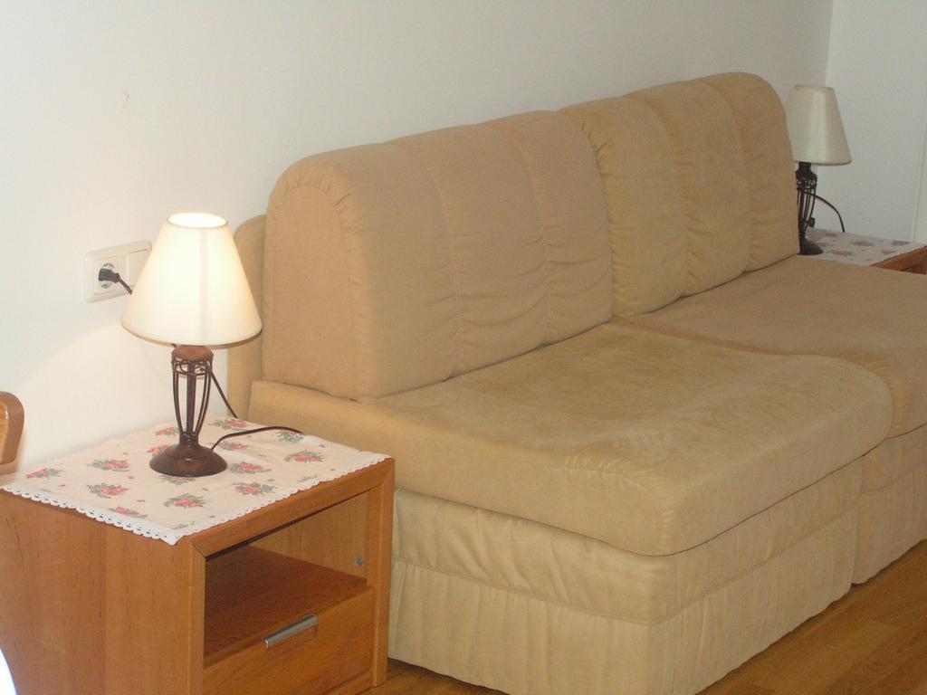 Karrerhof Apartment *